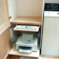 2000 B.Raitt laundry cab